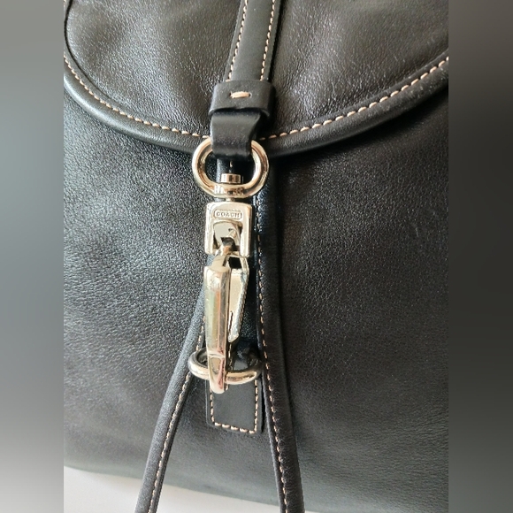 Coach Backpack Legacy 9368 Black Leather Drawstring Clasp Closure - Picture 3 of 13